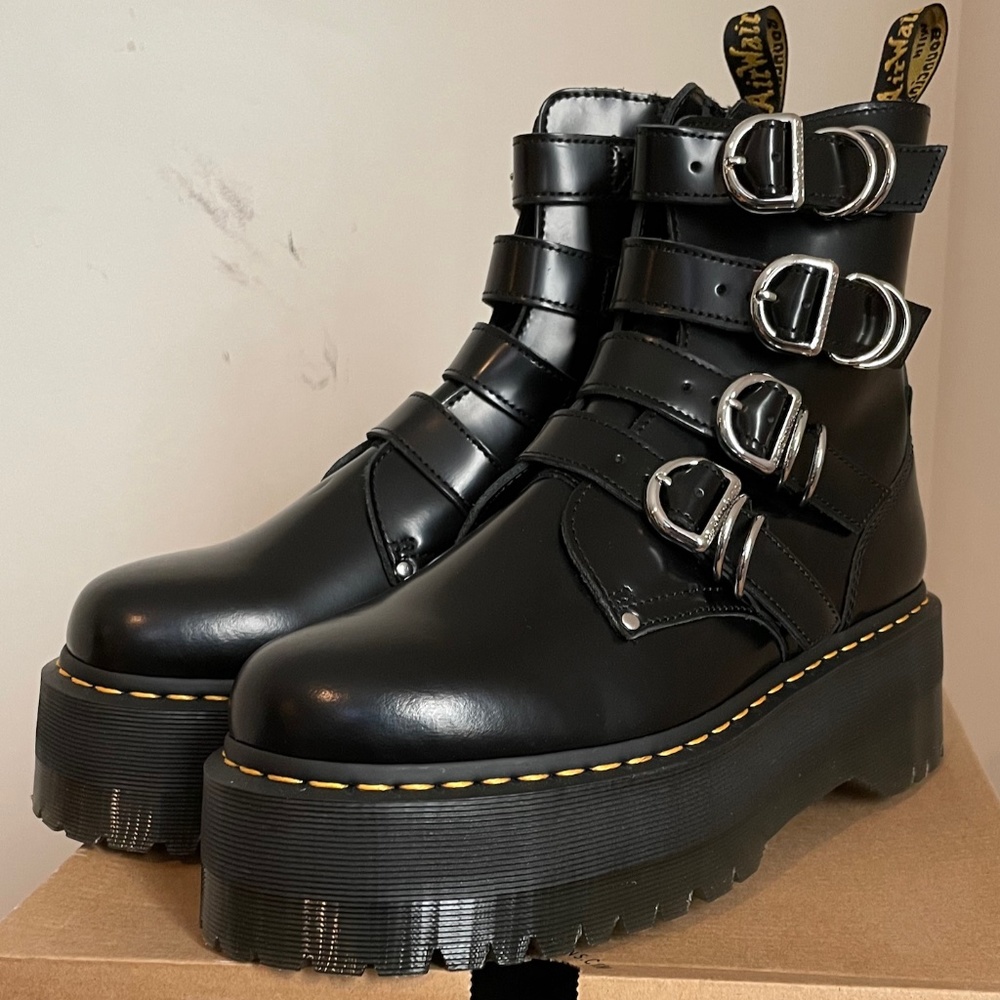 Dr. Martens RARE Jadon Max Hardware HDW Boots Black Buttero UK9 W11